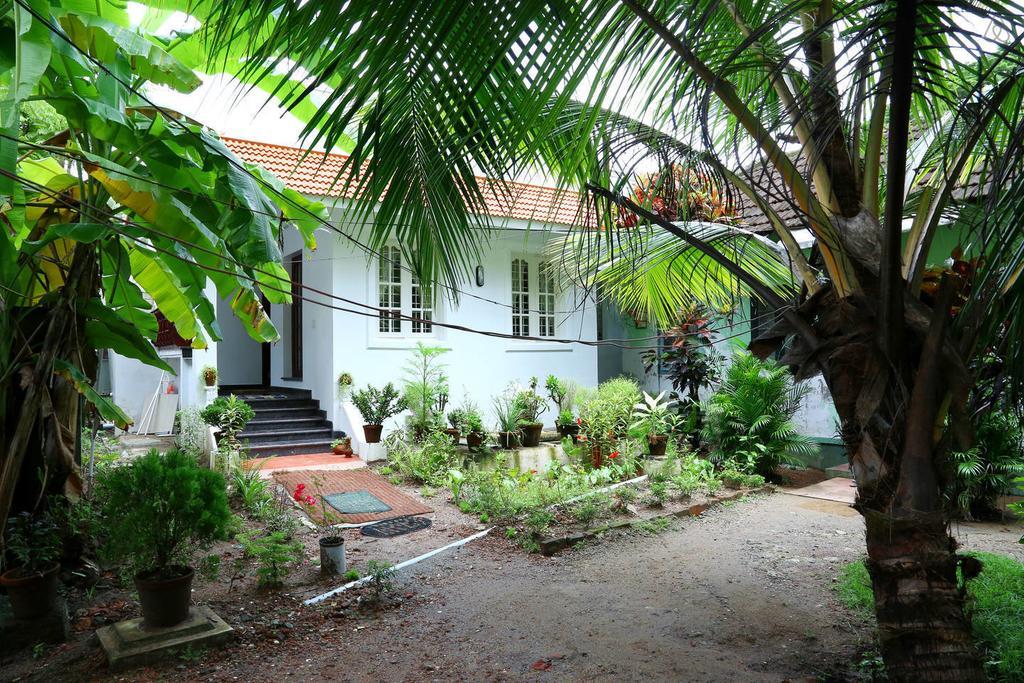 Coconut Grove Apartment Kochi Exterior photo